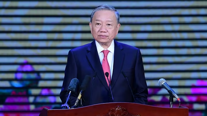 Tổng Bí thư Tô Lâm: Chúc TP.HCM mới vươn xa, vươn cao, vươn tới tương lai rạng rỡ'