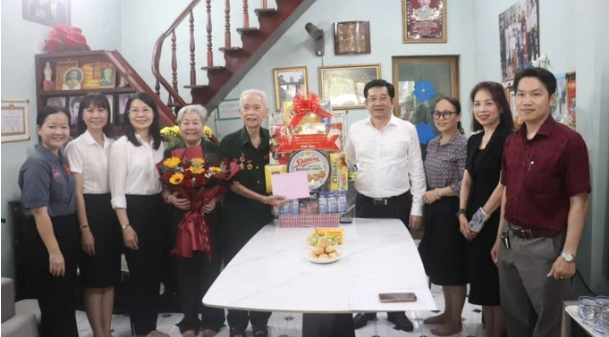 Lãnh đạo TP.Hồ Chí Minh tri ân những người trực tiếp tham gia Đại thắng mùa Xuân 1975