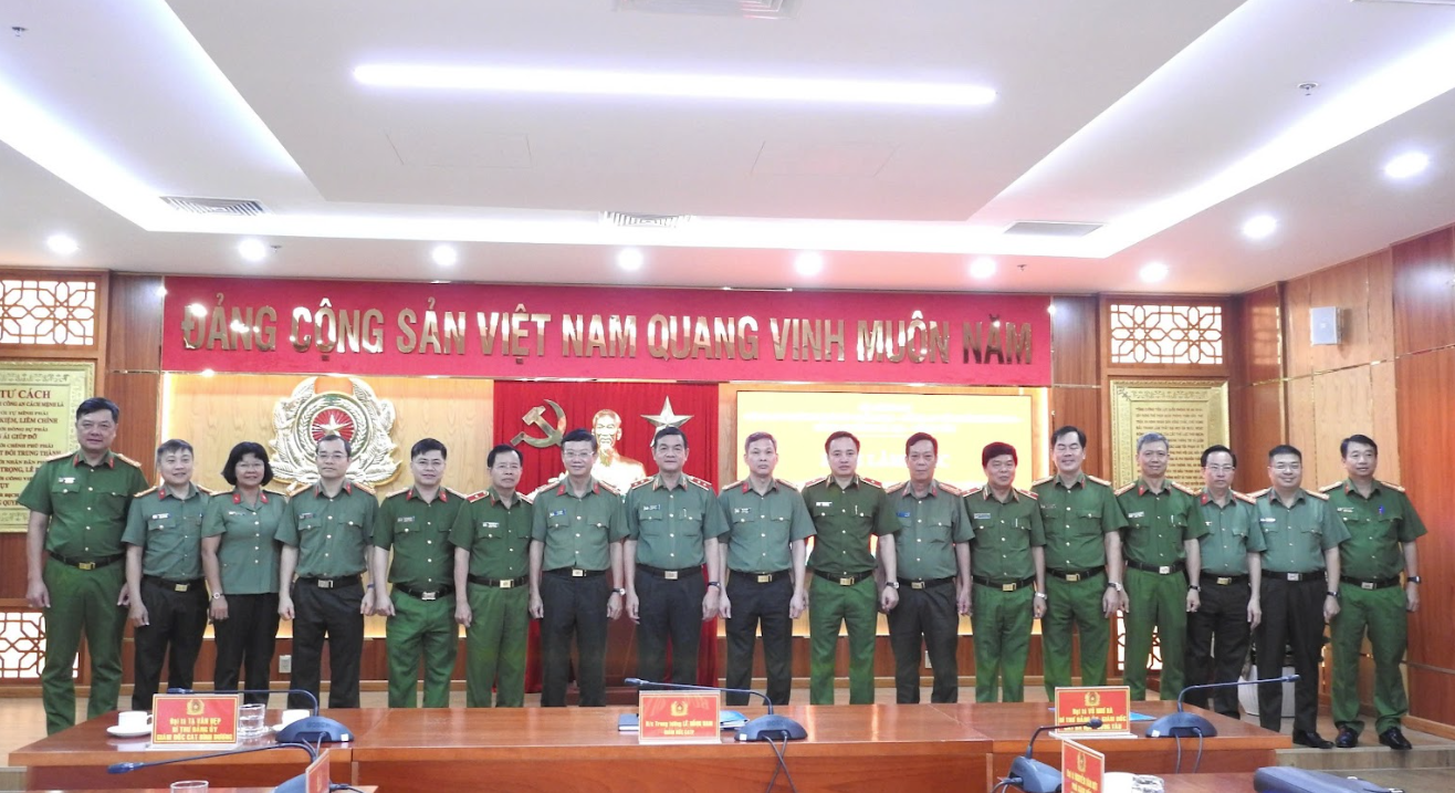 Tin tức